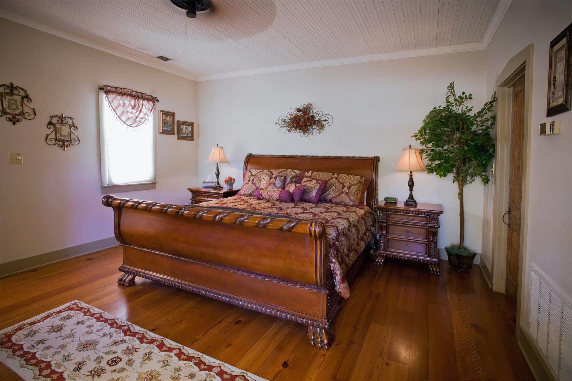 Rock House Hideaway Complex Fredericksburg Esterno foto